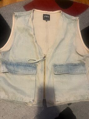 ZARA Cream Cotton Jacket with Center Seam